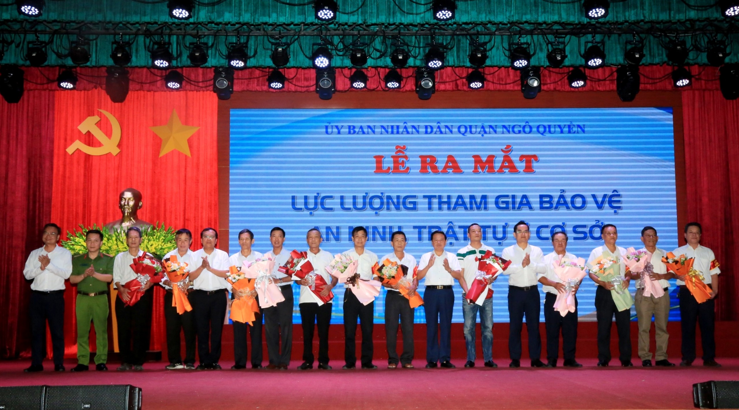 Quận Ngô Quyền: Ra mắt lực lượng tham gia bảo vệ an ninh trật tự ở cơ sở gồm 430 thành viên